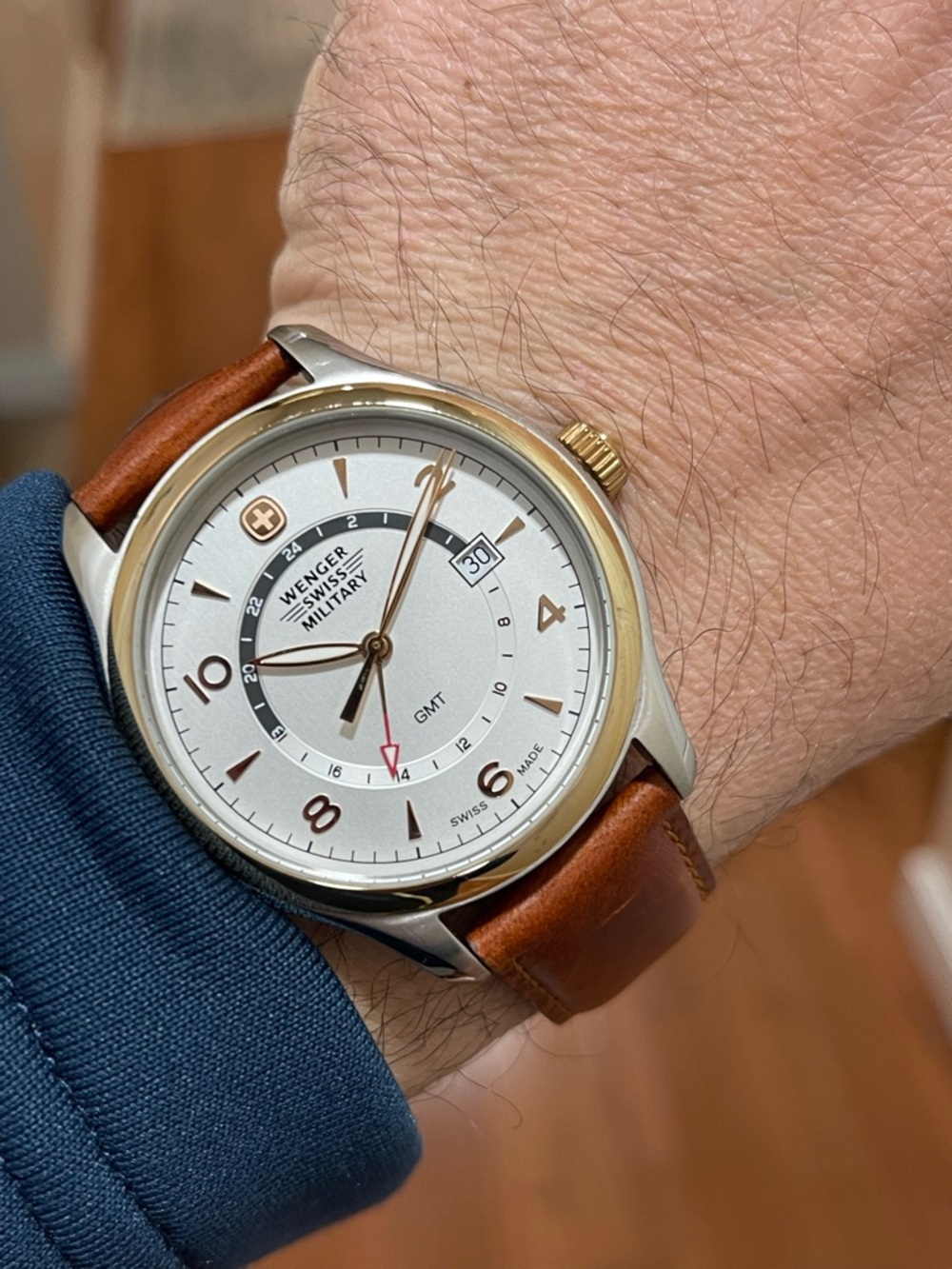 Wegner Swiss Military GMT Watch Men 42mm Silver Dial Two Tone Date 79306C - Picture 9 of 16